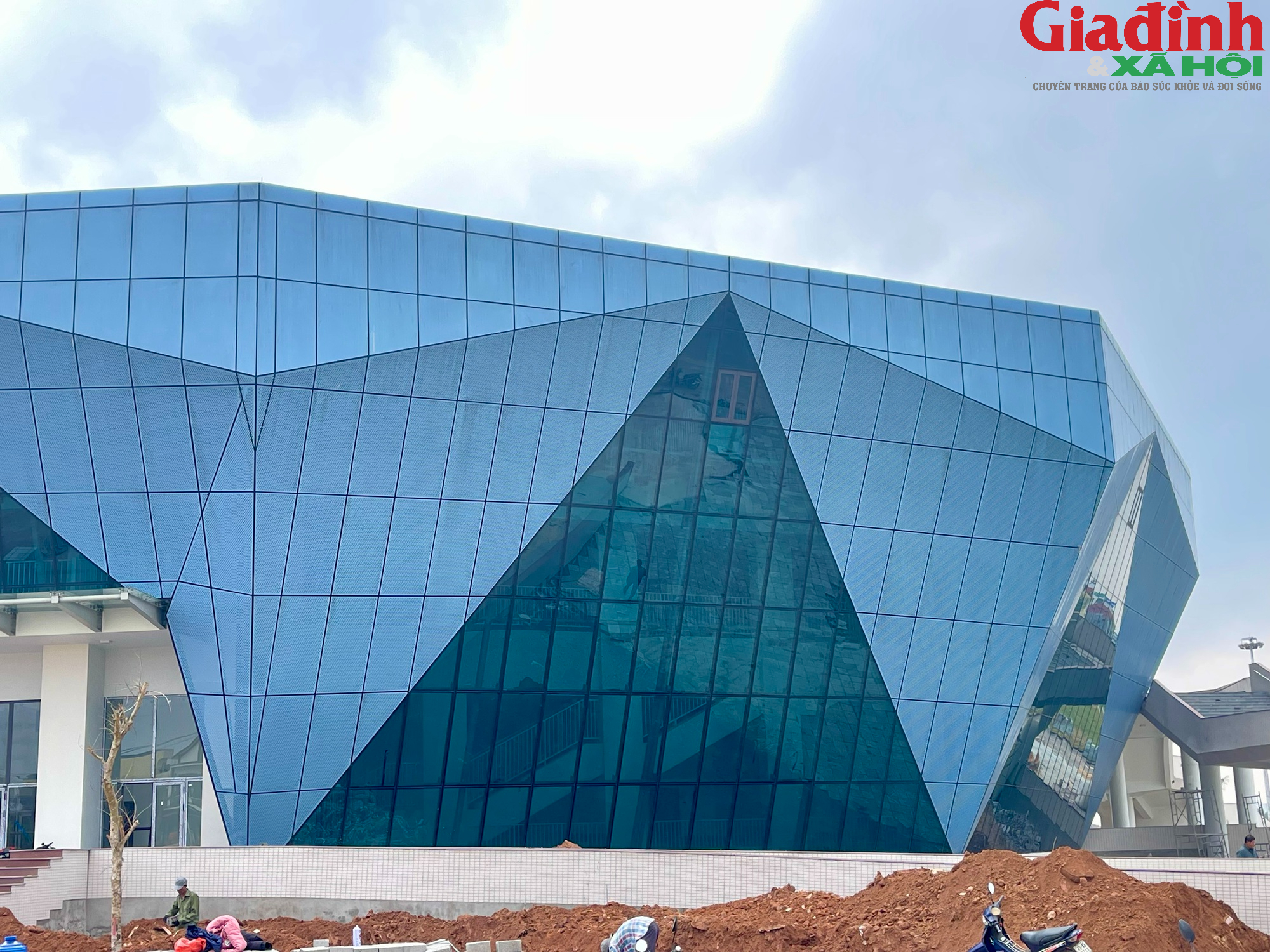 H&igrave;nh h&agrave;i 'vi&ecirc;n kim cương xanh' trăm tỷ nằm gần biển Nhật Lệ - Ảnh 3.