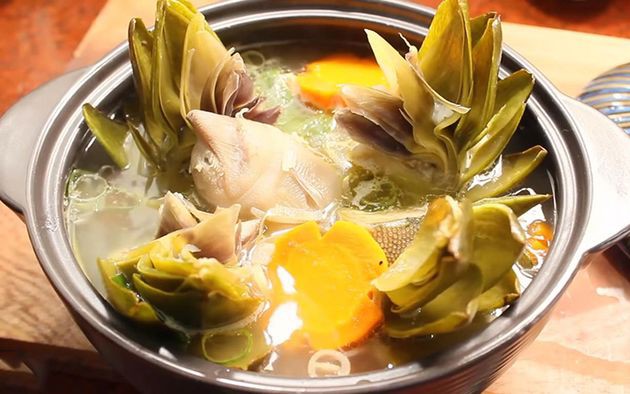 Việt Nam c&oacute; loại rau b&igrave;nh d&acirc;n nhiều người hay nhầm l&agrave; hoa, hỗ trợ giải độc gan v&agrave; ph&ograve;ng ngừa ung thư, chế biến th&agrave;nh nhiều m&oacute;n ngon