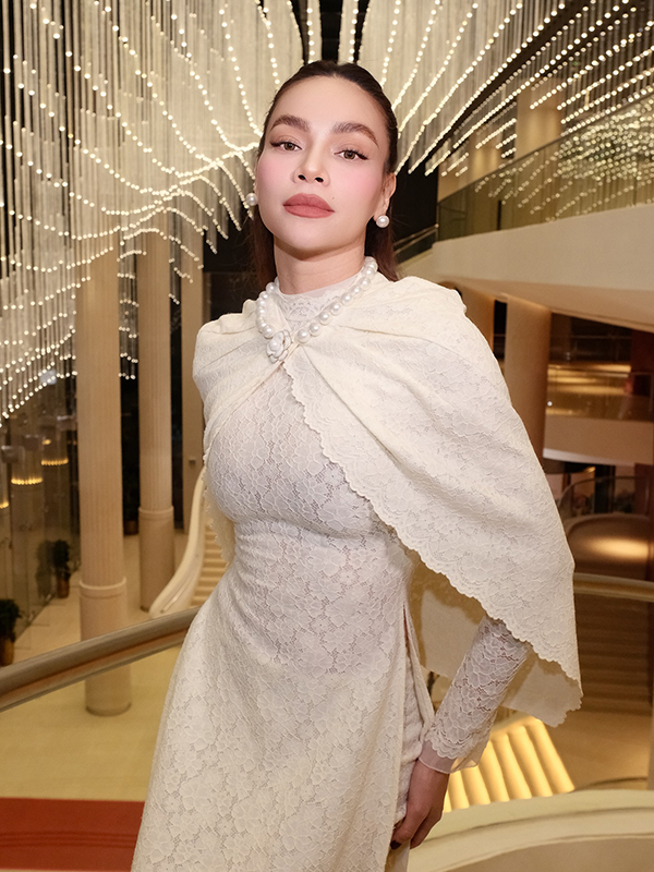 Cận cảnh Hồ Ngọc H&agrave; 'độ' body đ&oacute;n Tết B&iacute;nh Ngọ với lịch tr&igrave;nh tập luyện v&agrave; ăn uống  - Ảnh 7.