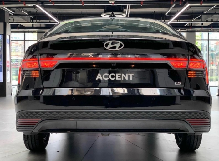 Gi&aacute; lăn b&aacute;nh Hyundai Accent giảm mạnh , cạnh tranh Toyota Vios v&agrave; Honda City 2026 - Ảnh 5.