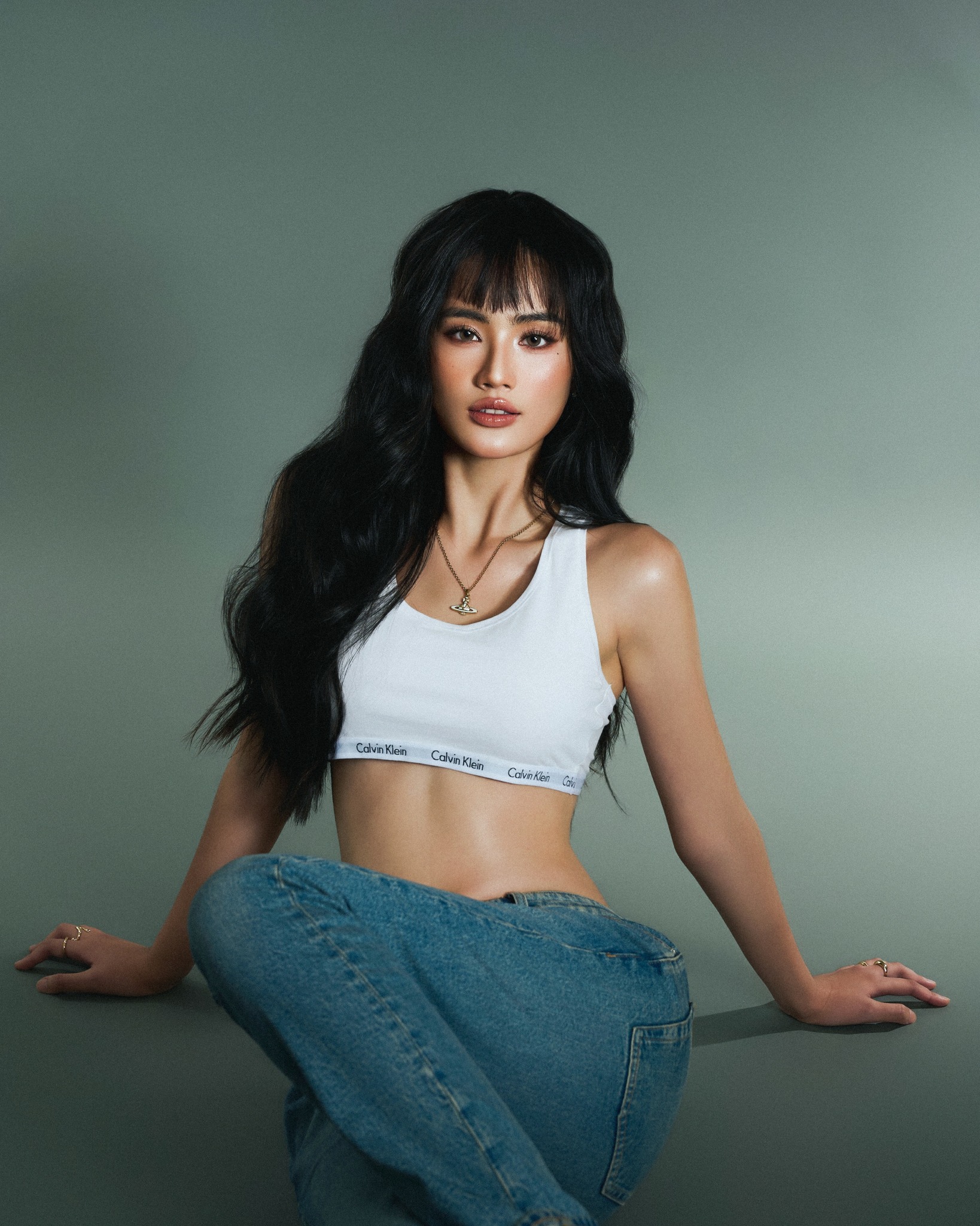 &Yacute; Nhi sexy trước khi kết th&uacute;c nhiệm kỳ Hoa hậu: Sự lột x&aacute;c ngoạn mục - Ảnh 3.