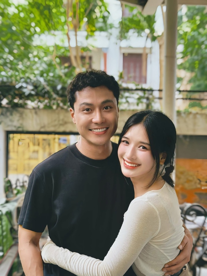 'Người t&igrave;nh' xinh đẹp k&eacute;m 9 tuổi của Thanh Sơn tr&ecirc;n phim giờ v&agrave;ng VTV l&agrave; ai? - Ảnh 1.