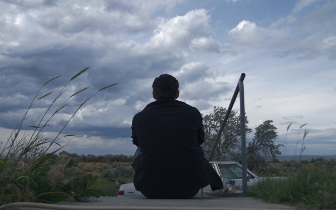 Thuê 'bạn gái giả' về ra mắt ngày Tết, nhưng 'cảm nắng' thật vì quá đáng yêu