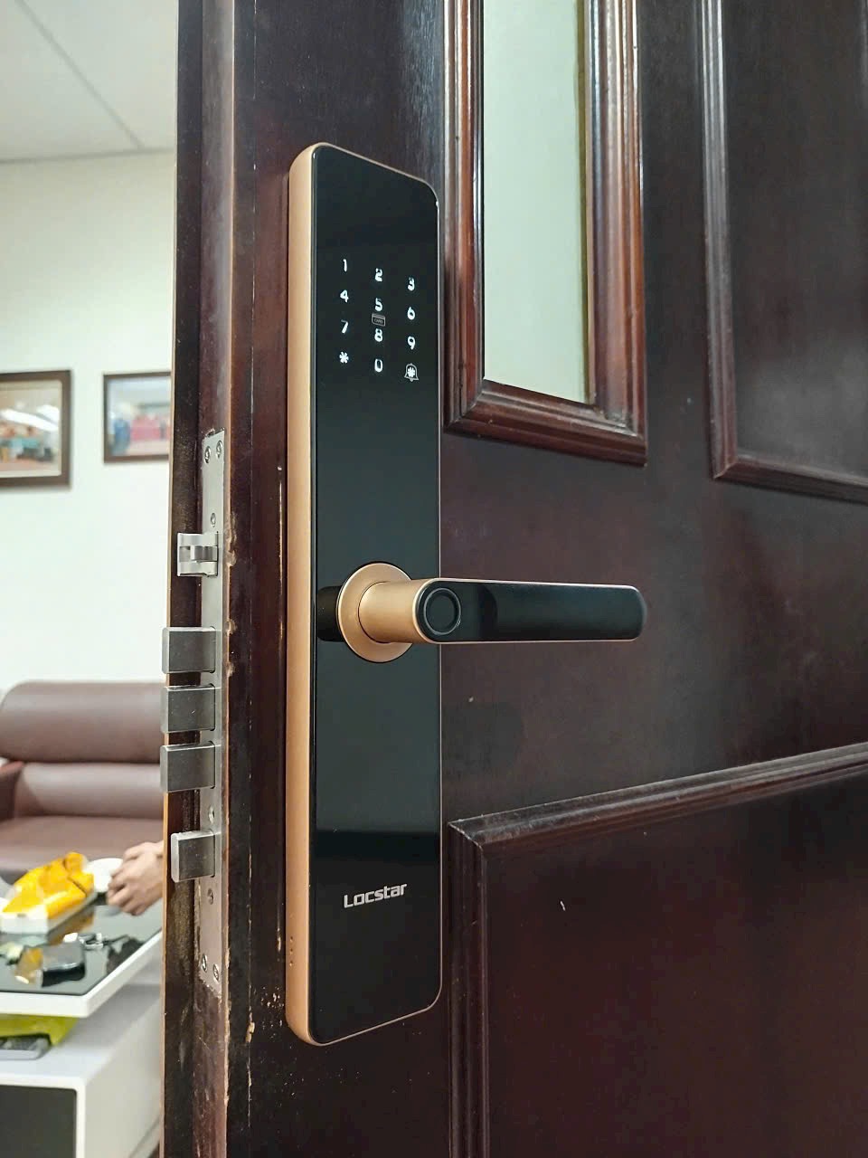 PTU Smarthome ph&acirc;n phối kho&aacute; cửa v&acirc;n tay, kho&aacute; th&ocirc;ng minh cao cấp uy t&iacute;n ch&iacute;nh h&atilde;ng - Ảnh 2.