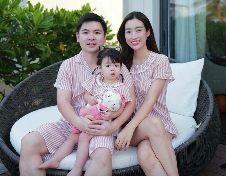 H&ocirc;n nh&acirc;n vi&ecirc;n m&atilde;n sau 4 năm cưới chồng chủ tịch của Hoa hậu Đỗ Mỹ Linh - Ảnh 3.