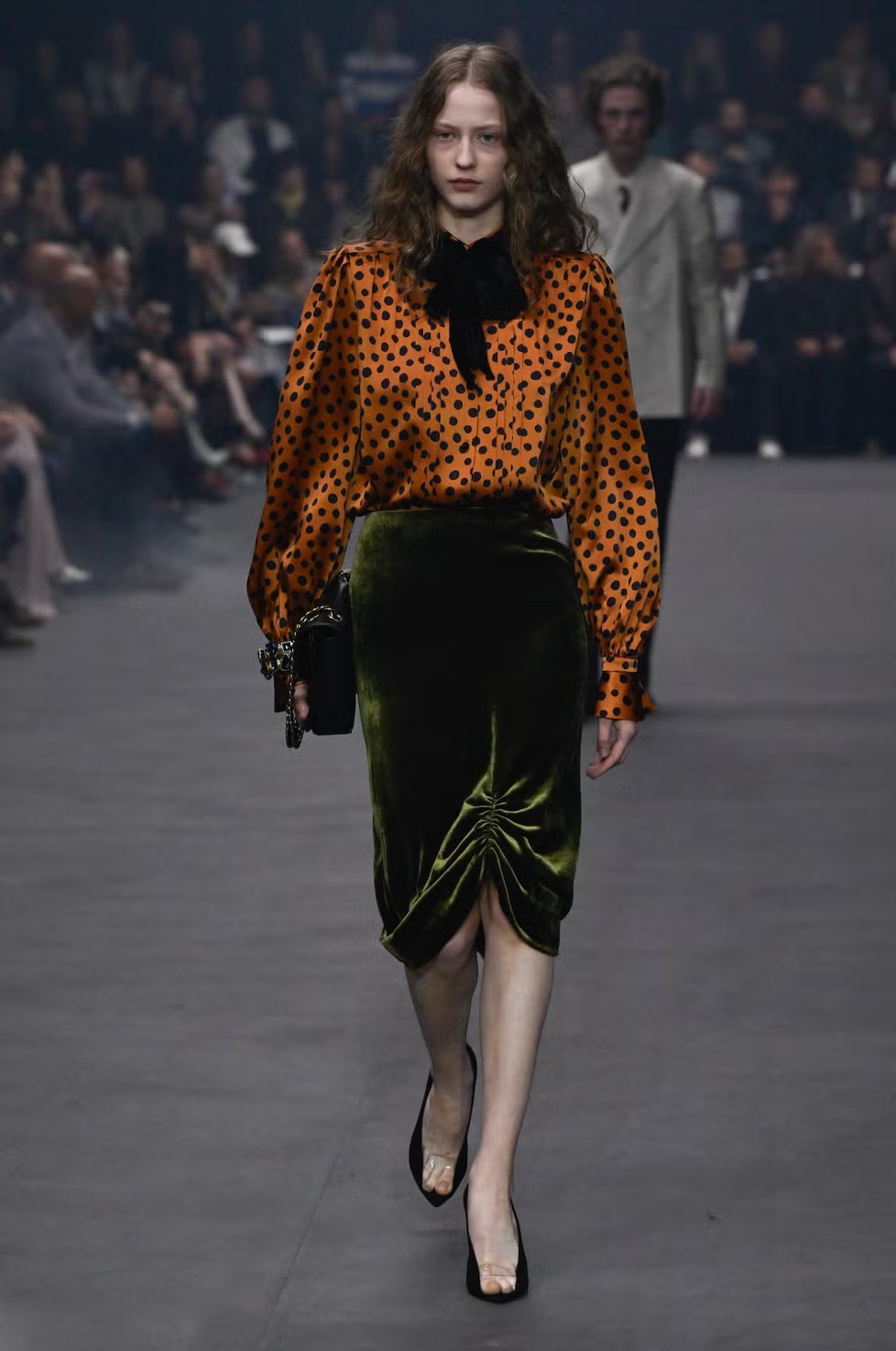 C&aacute;c show diễn Xu&acirc;n 2026 mang đến v&ocirc; số &yacute; tưởng trang phục cho những ng&agrave;y Tết - Ảnh 2.