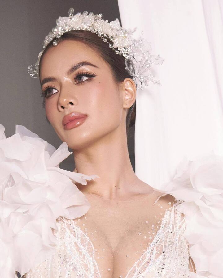 Hoa hậu đ&oacute;ng phim Tết của Trường Giang: L&agrave;m mẹ đơn th&acirc;n, từng đăng quang quốc tế - Ảnh 11.