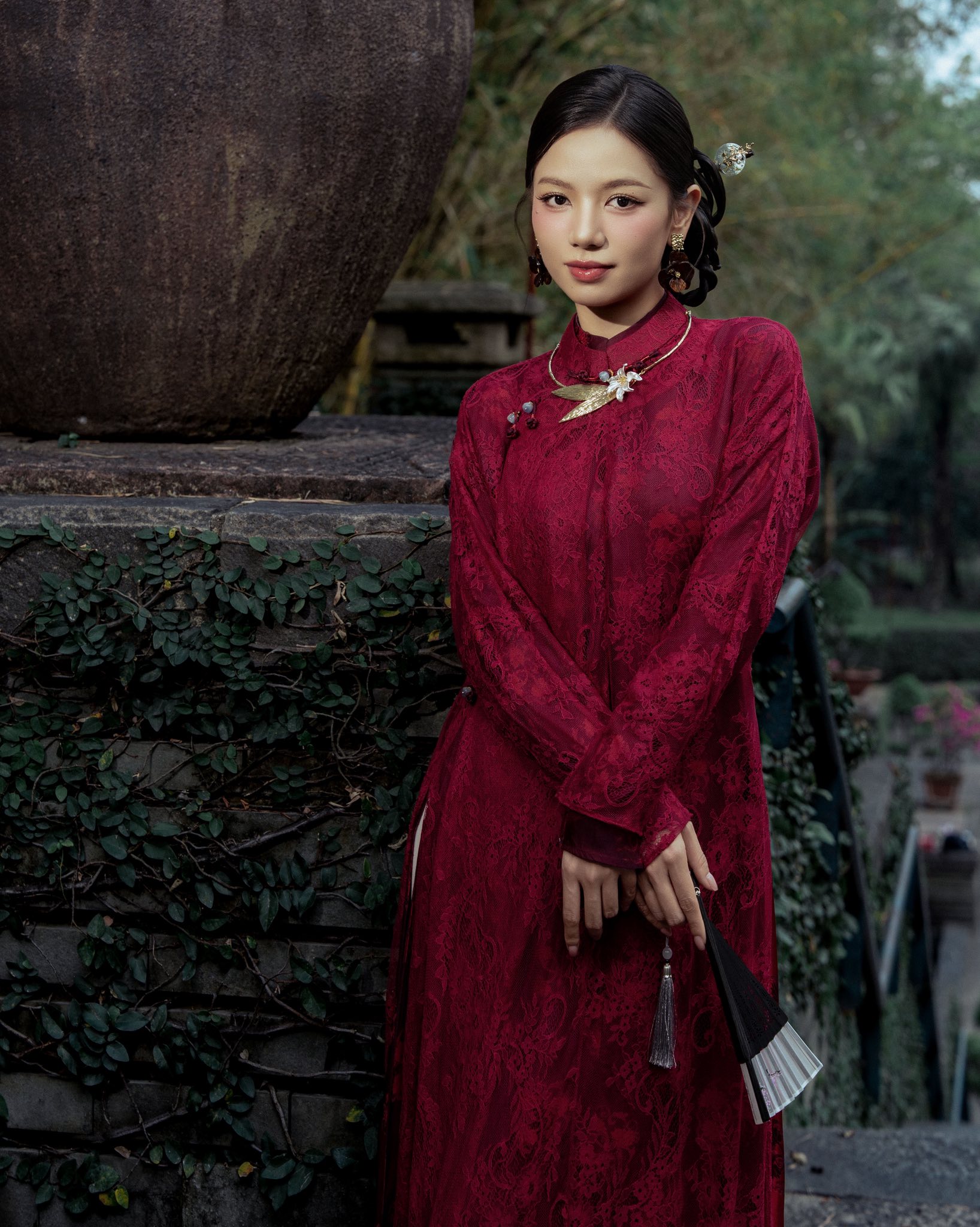 Nữ diễn vi&ecirc;n Mưa đỏ tỏa s&aacute;ng với &aacute;o d&agrave;i Tết truyền thống 2026 - Ảnh 4.