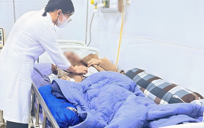 Người đàn ông 54 tuổi phát hiện nhiễm Whitmore từ dấu hiệu nhiều người Việt mắc phải