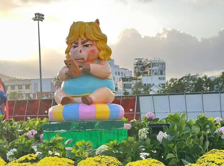 Ngắm linh vật ngựa đẹp, độc đ&aacute;o ở c&aacute;c tỉnh, th&agrave;nh dịp Tết B&iacute;nh Ngọ 2026 - Ảnh 8.