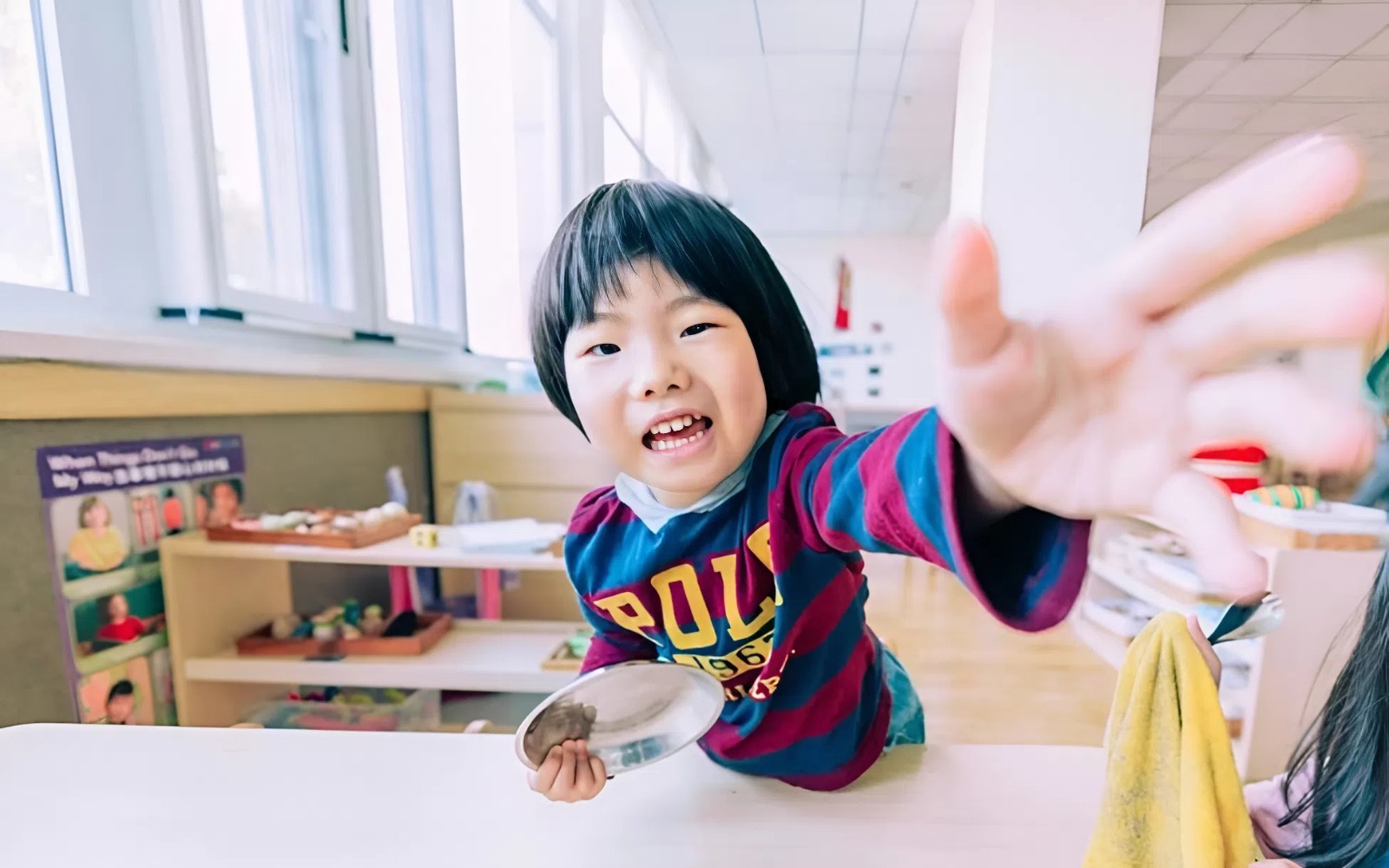 Nghiên cứu: Quan sát hành vi cha mẹ có thể dự đoán năng khiếu toán học hay ngôn ngữ của trẻ