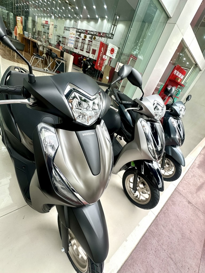 Gi&aacute; xe Honda LEAD 2026 giảm mạnh , kh&aacute;ch h&agrave;ng đổ x&ocirc; chọn mua thay Vision , Air Blade - Ảnh 6.