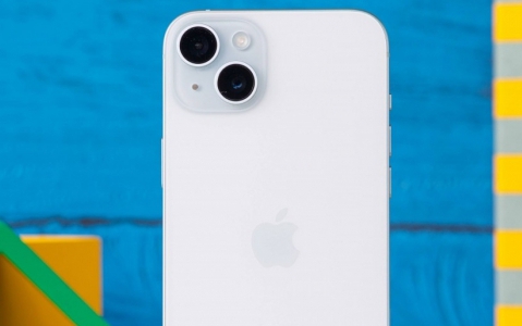 IPhone gi&aacute; rẻ dưới 15 triệu: N&ecirc;n chọn iPhone 13 , 14 hay 16e trong 2026 - Ảnh 1.