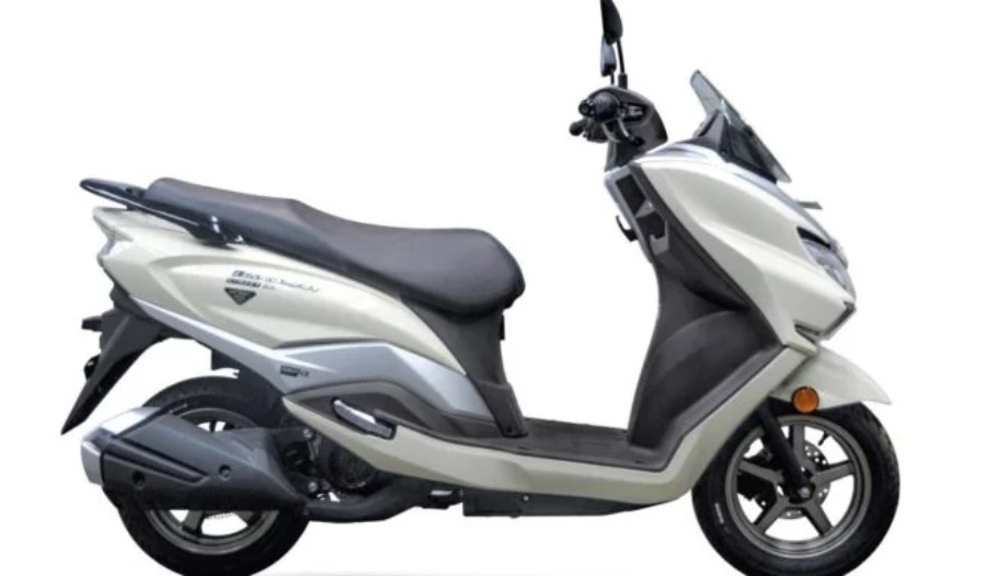 Xe ga 125cc gi&aacute; 26 triệu đồng thiết kế hiện đại, cốp rộng, tiết kiệm nhi&ecirc;n liệu, rẻ hơn hẳn Vision, chỉ ngang Wave Alpha chắc chắn được l&ograve;ng chị em - Ảnh 2.