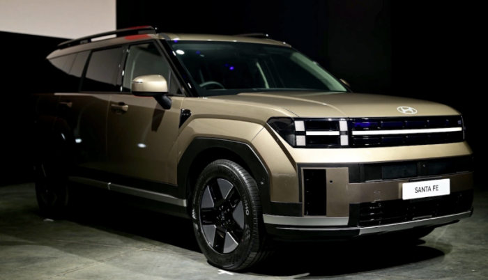 Gi&aacute; xe &ocirc; t&ocirc; Hyundai giảm mạnh 2026: Ưu đ&atilde;i l&ecirc;n tới 220 triệu đồng - Ảnh 4.