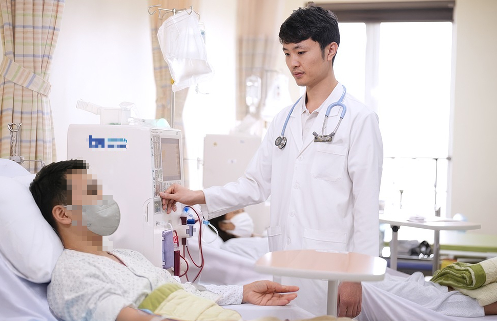 Người đàn ông suy thận giai đoạn cuối ở tuổi 30 vì 1 sai lầm nhiều người Việt mắc phải - Ảnh 1.