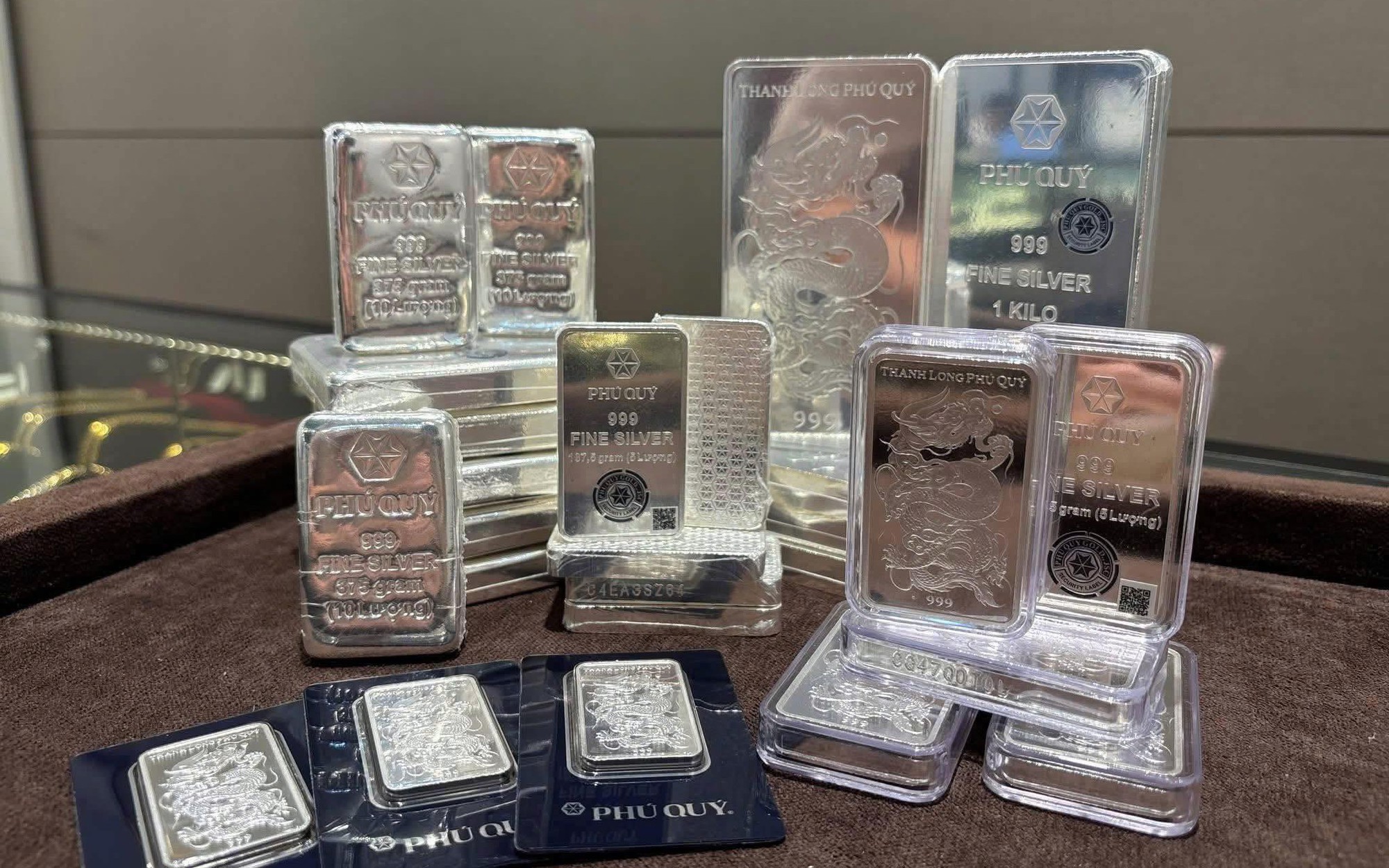 Việt Nam sắp niêm yết bạc thỏi trên Sở Giao dịch hàng hóa, bảo đảm minh bạch, an toàn