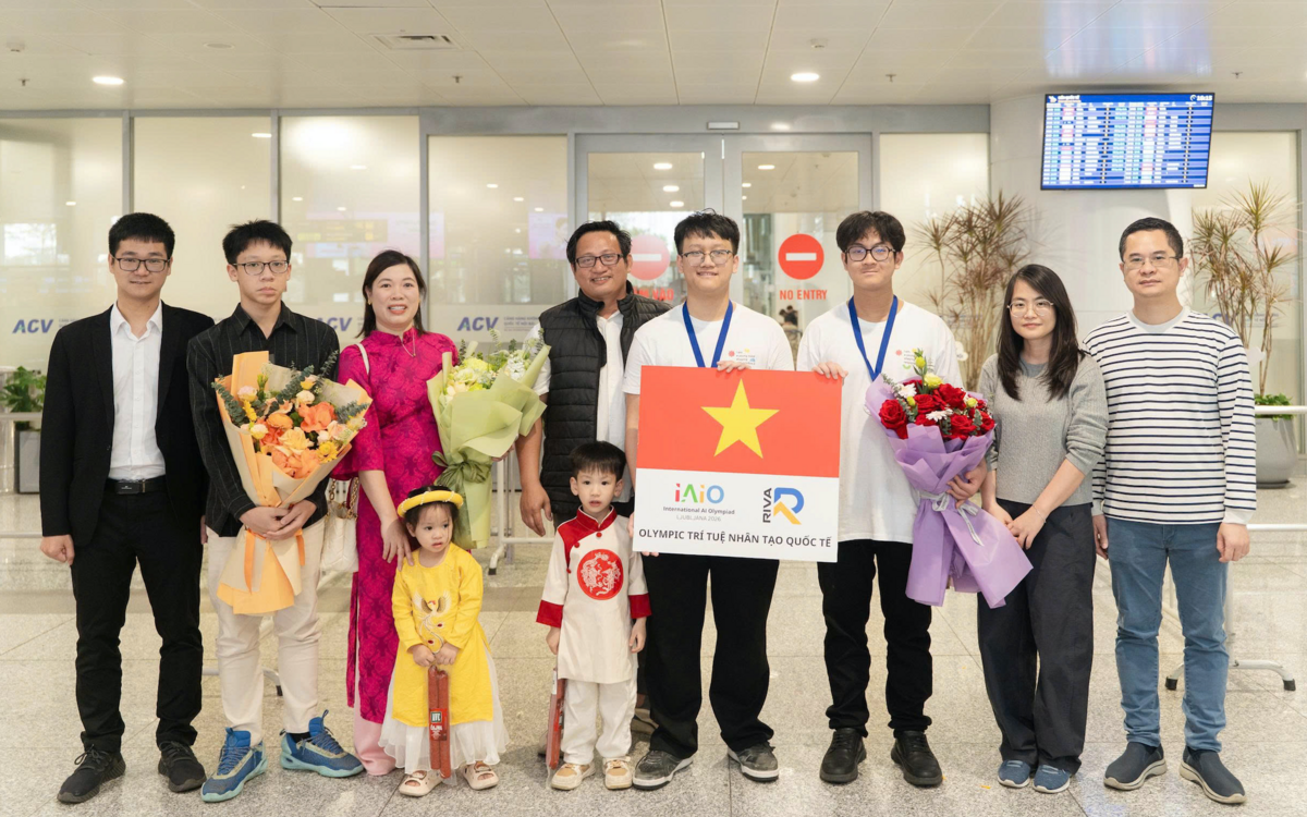 Lớp chuyên Hà Nội giành cú đúp huy chương vàng Olympic Trí tuệ Nhân tạo 2026