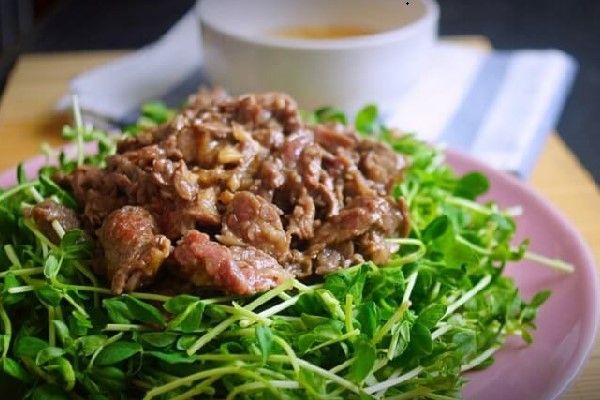 Tại sao th&aacute;ng 2 ăn l&aacute; , th&aacute;ng 3 ăn hoa gi&uacute;p bạn khỏe v&agrave; t&agrave;i lộc hanh th&ocirc;ng - Ảnh 1.