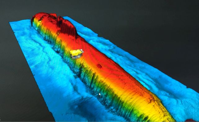 "T&agrave;u ma" dưới đ&aacute;y biển Na Uy xuất hiện điều đ&aacute;ng sợ - Ảnh 3.