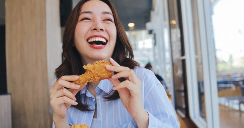 Người mãi không giảm cân thành công thường có 7 đặc điểm của hội chứng ăn bán định