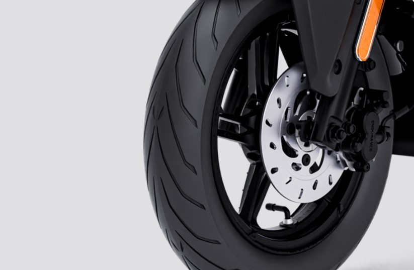 Xe m&aacute;y điện gi&aacute; 28 triệu đồng đẹp long lanh, pin rời, đi 142km/lần sạc, m&agrave;n h&igrave;nh TFT 4,3 inch, rẻ hơn Vision - Ảnh 6.