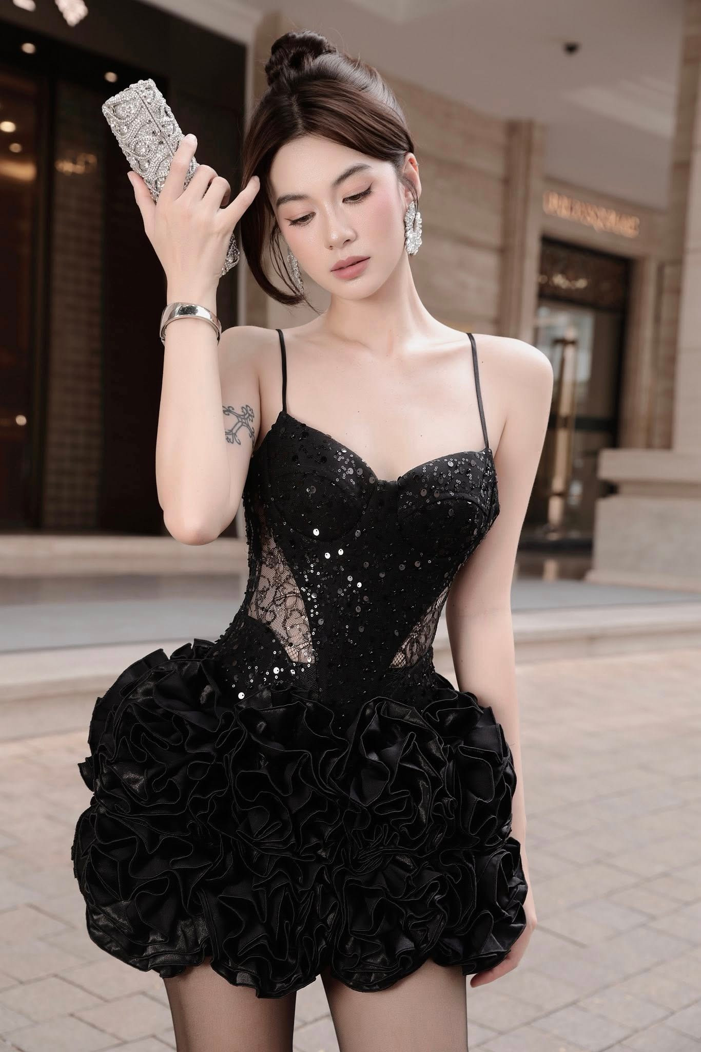 Nhan sắc bạn g&aacute;i nam thần showbiz Việt - Ảnh 26.