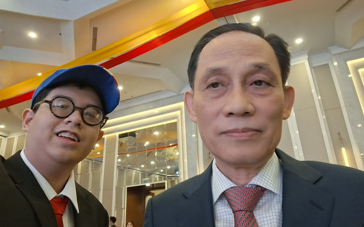 Nam sinh lớp 9 của Việt Nam được Tổng thống Timor-Leste mời thăm v&agrave; diễn thuyết - Ảnh 2.