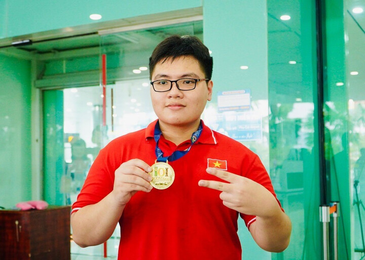 Ba gương mặt 10X gi&agrave;nh Huy chương V&agrave;ng quốc tế, được trao Hu&acirc;n chương Lao động - Ảnh 2.