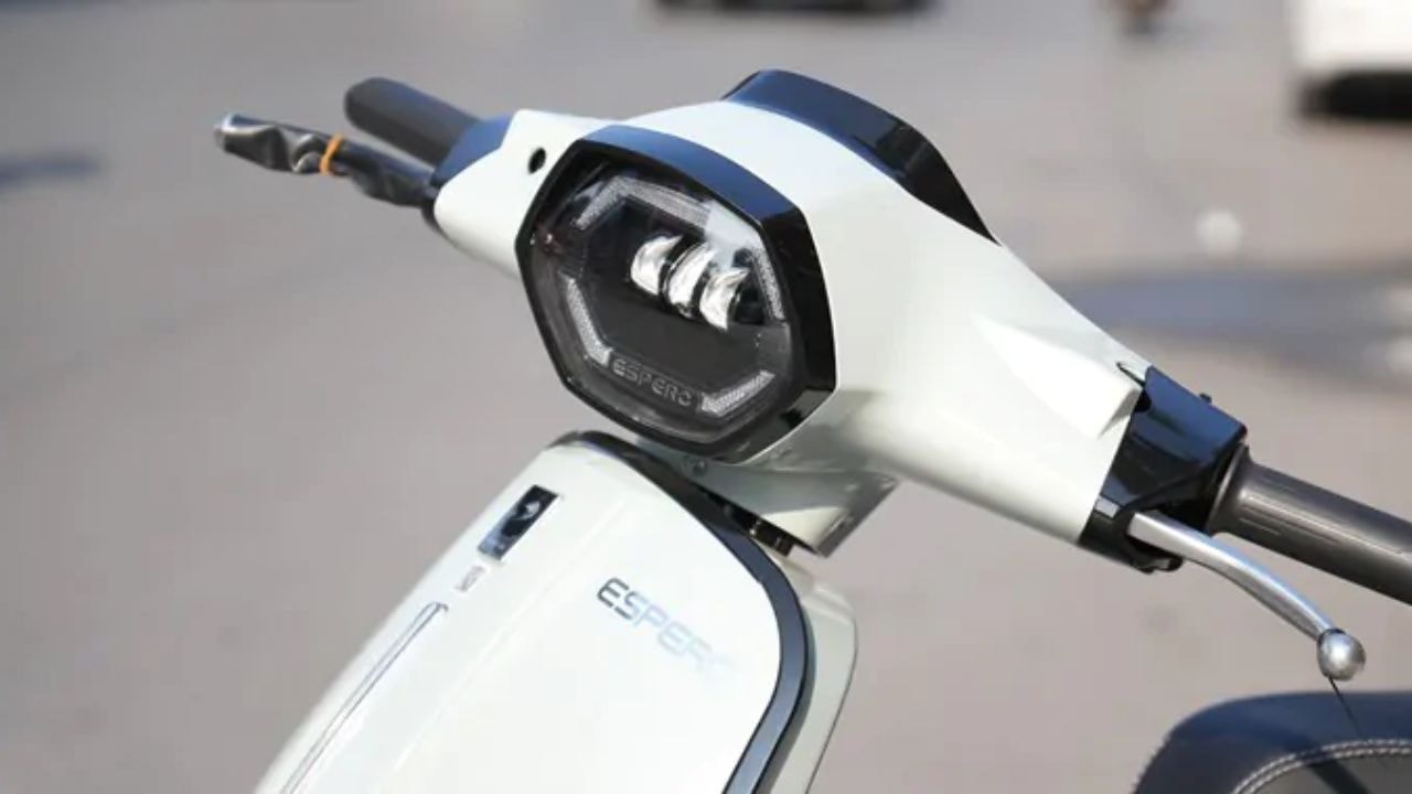 Trải nghiệm xe m&aacute;y điện gi&aacute; 18 , 9 triệu đồng với thiết kế thanh lịch v&agrave; hiệu suất vượt trội - Ảnh 3.