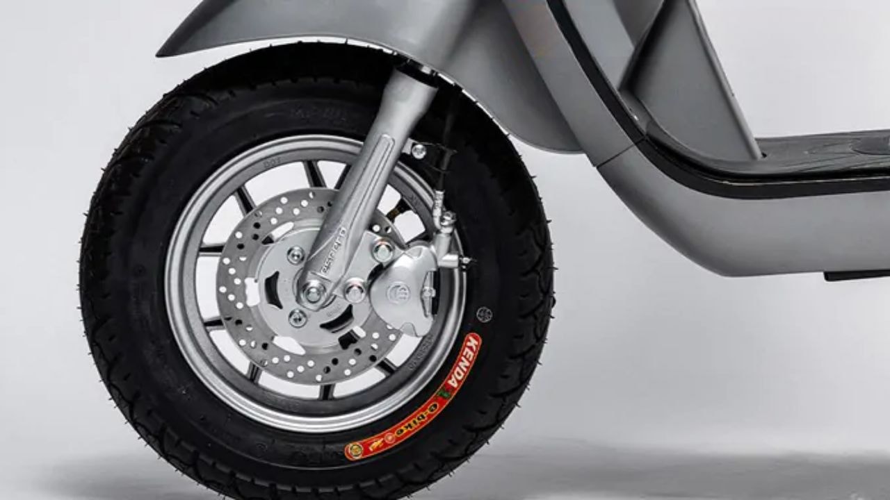 Trải nghiệm xe m&aacute;y điện gi&aacute; 18 , 9 triệu đồng với thiết kế thanh lịch v&agrave; hiệu suất vượt trội - Ảnh 5.