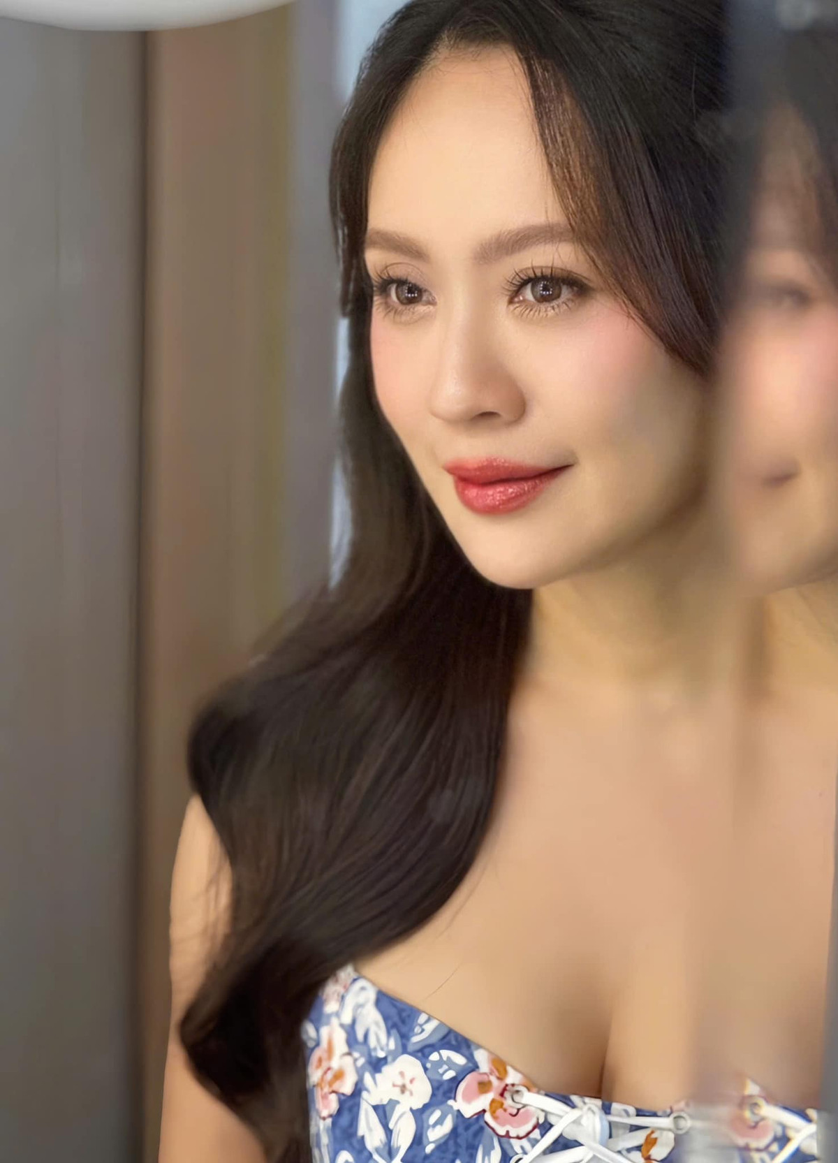 Top 4 'nữ thần mặt mộc' Vbiz, kh&ocirc;ng son phấn vẫn khiến vạn người m&ecirc; - Ảnh 2.