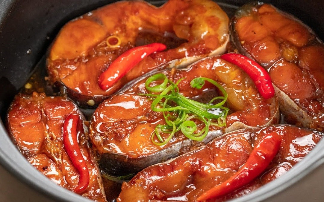 Bí Quyết Kho Cá Đậm Đà Thơm Ngon, Không Bị Nát Cho Bữa Cơm Gia Đình