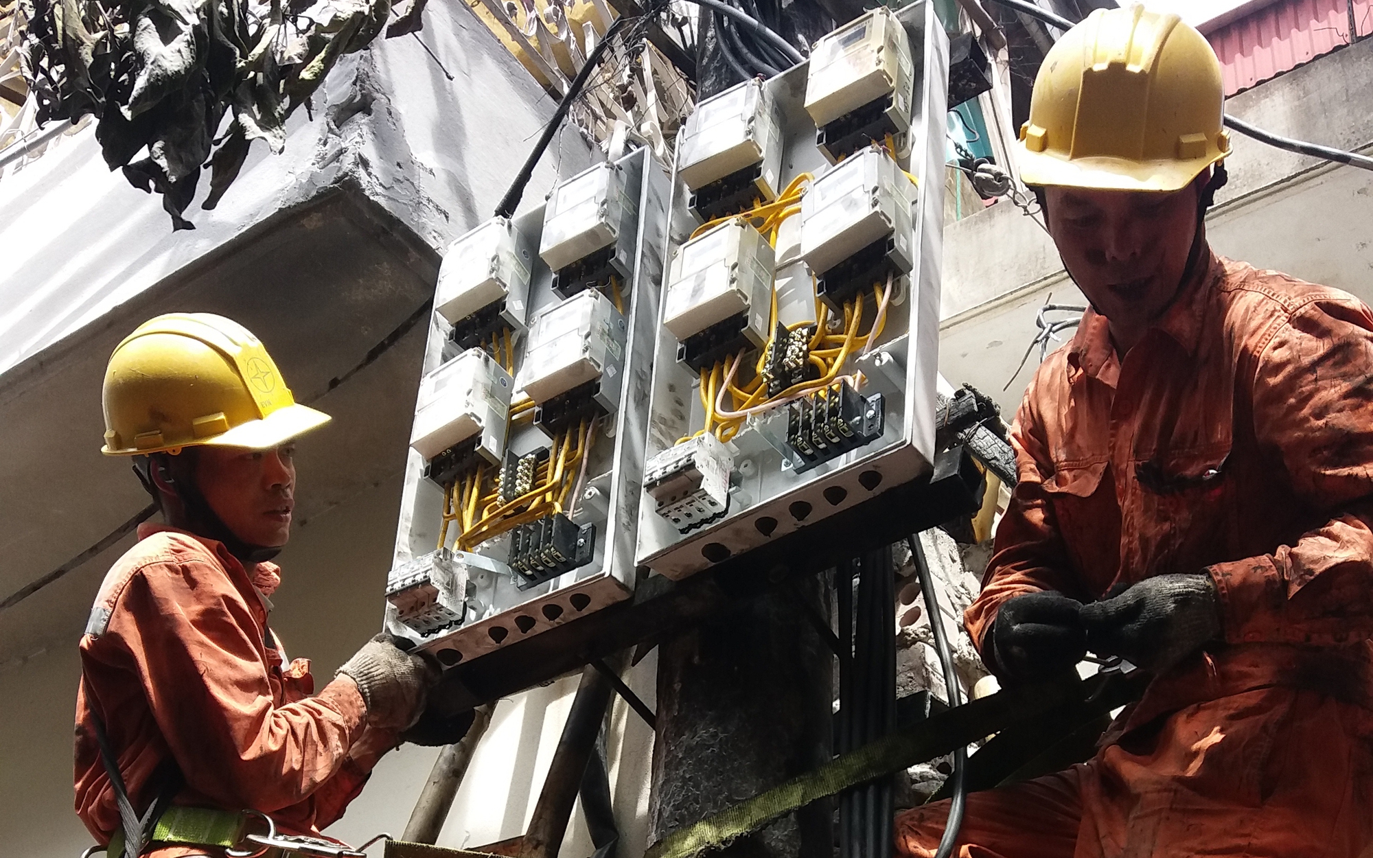 Lịch c&uacute;p điện Vĩnh Long (Bến Tre cũ) tuần n&agrave;y (từ 9 - 15/3/2026): C&uacute;p điện gần 12 tiếng/ng&agrave;y nhiều kh&aacute;ch h&agrave;ng