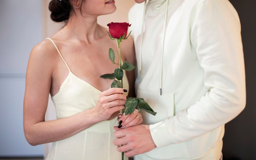 Cặp vợ chồng sống riêng, mỗi năm ngủ chung 2 đêm, hôn nhân 20 năm bền vững
