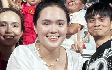 Con g&aacute;i Duy Mạnh được bố tặng 'm&oacute;n qu&agrave;' &yacute; nghĩa - Ảnh 1.