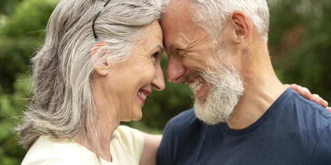 10 thói quen 'đoản mệnh' và 10 thói quen 'trường thọ': Bạn chọn cắt ngắn hay kéo dài cuộc đời? - Ảnh 1.