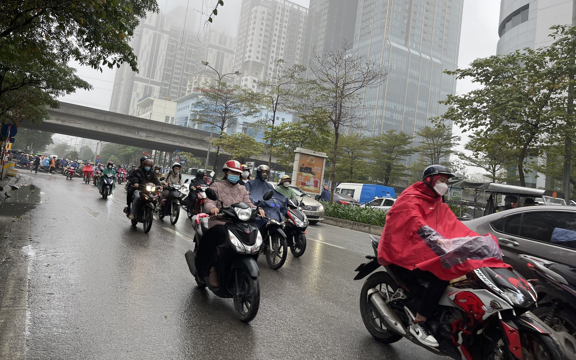 Tin s&aacute;ng 1/4: Miền Bắc ảnh hưởng bởi kh&ocirc;ng kh&iacute; lạnh; Tổng kiểm so&aacute;t to&agrave;n quốc, vi phạm nồng độ cồn vẫn cao