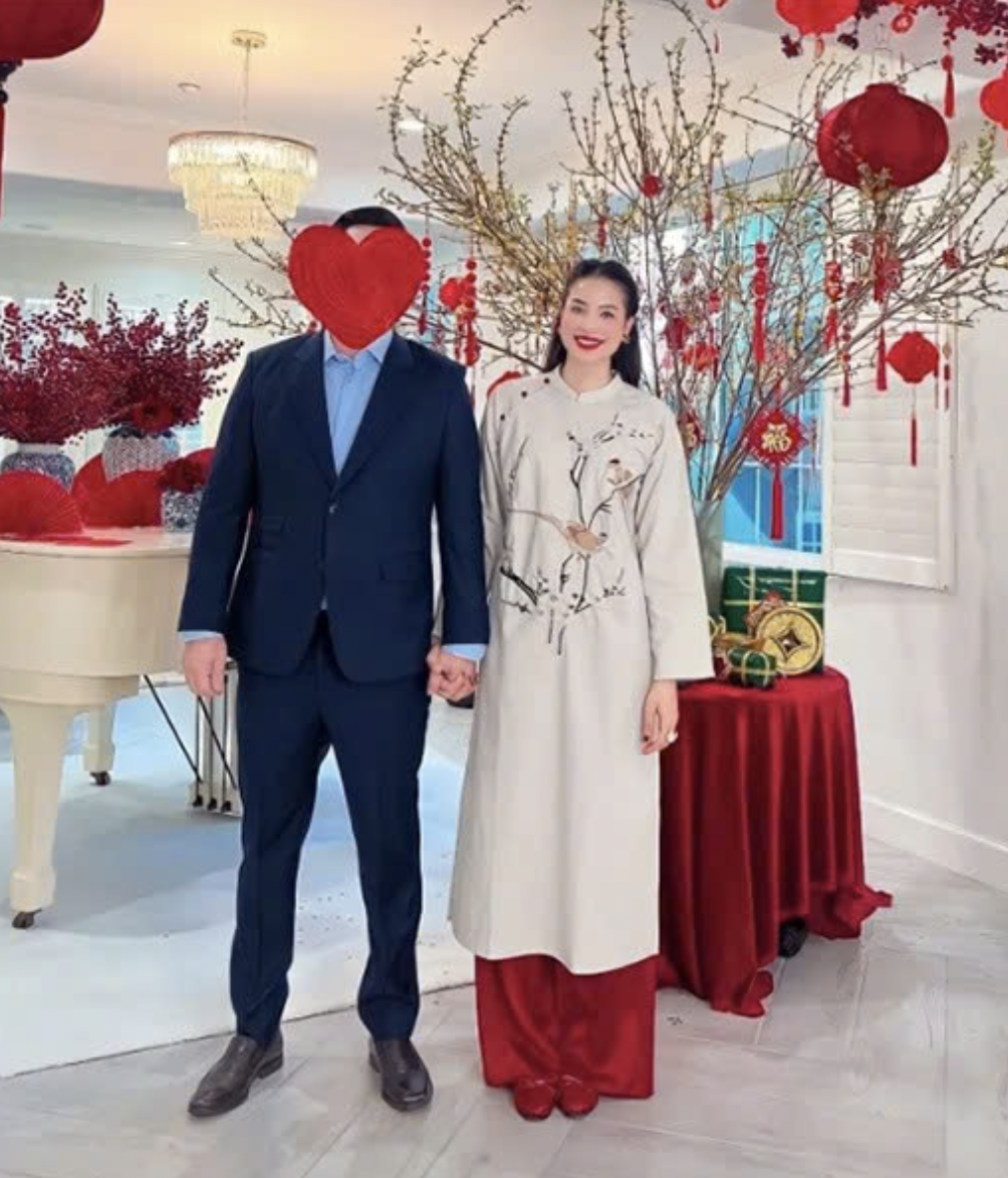 Phạm Hương từ Hải Ph&ograve;ng tỏa s&aacute;ng tại Mỹ: Cuộc sống hạnh ph&uacute;c B&ecirc;n chồng v&agrave; con trai - Ảnh 4.