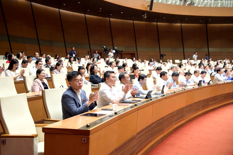 Ch&iacute;nh thức giảm thuế xăng, dầu, nhi&ecirc;n liệu bay về 0 đến hết th&aacute;ng 6/2026- Ảnh 2.