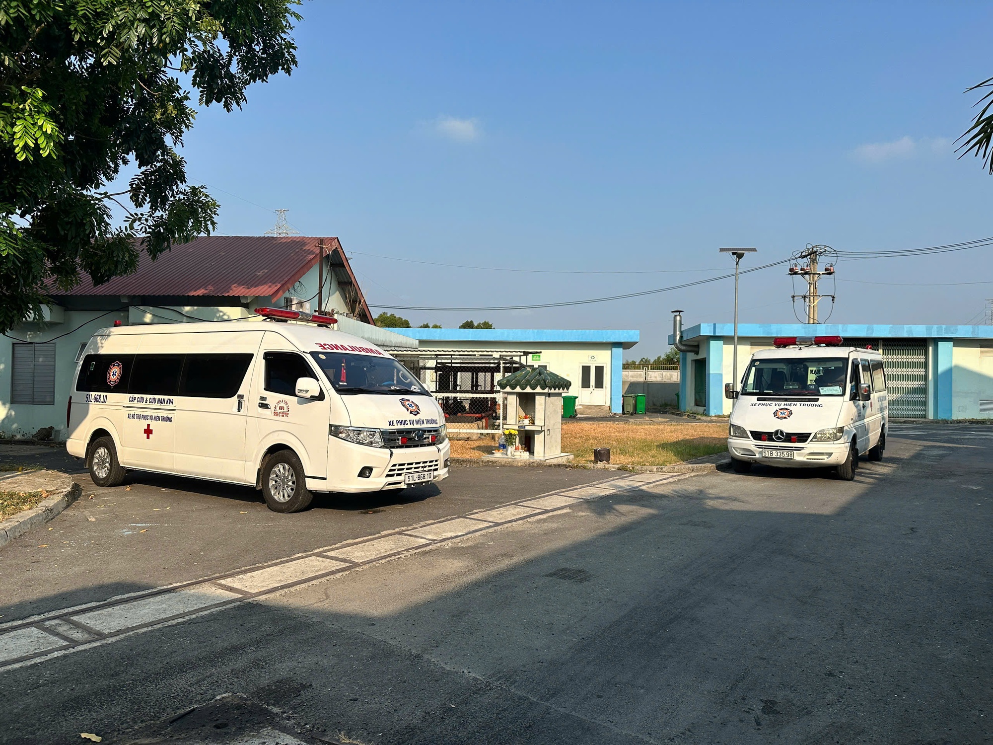 Ch&aacute;y ph&ograve;ng trọ ở TPHCM, 2 người chết, 5 người bị thương - Ảnh 1.