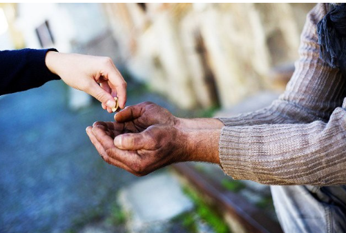 Muốn giải xui, gi&uacute;p t&agrave;i vận may mắn, đ&oacute;n c&aacute;t kh&iacute; v&agrave;o nh&agrave; th&igrave; l&agrave;m theo c&aacute;ch n&agrave;y - Ảnh 1.