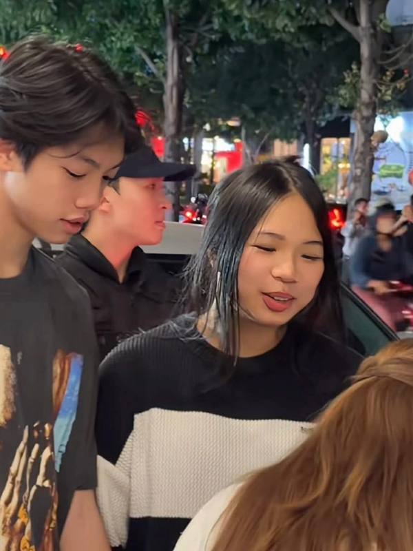 Subeo - con trai Hồ Ngọc H&agrave; c&ocirc;ng khai xuất hiện c&ugrave;ng bạn g&aacute;i, khoe thần th&aacute;i sang trọng - Ảnh 3.