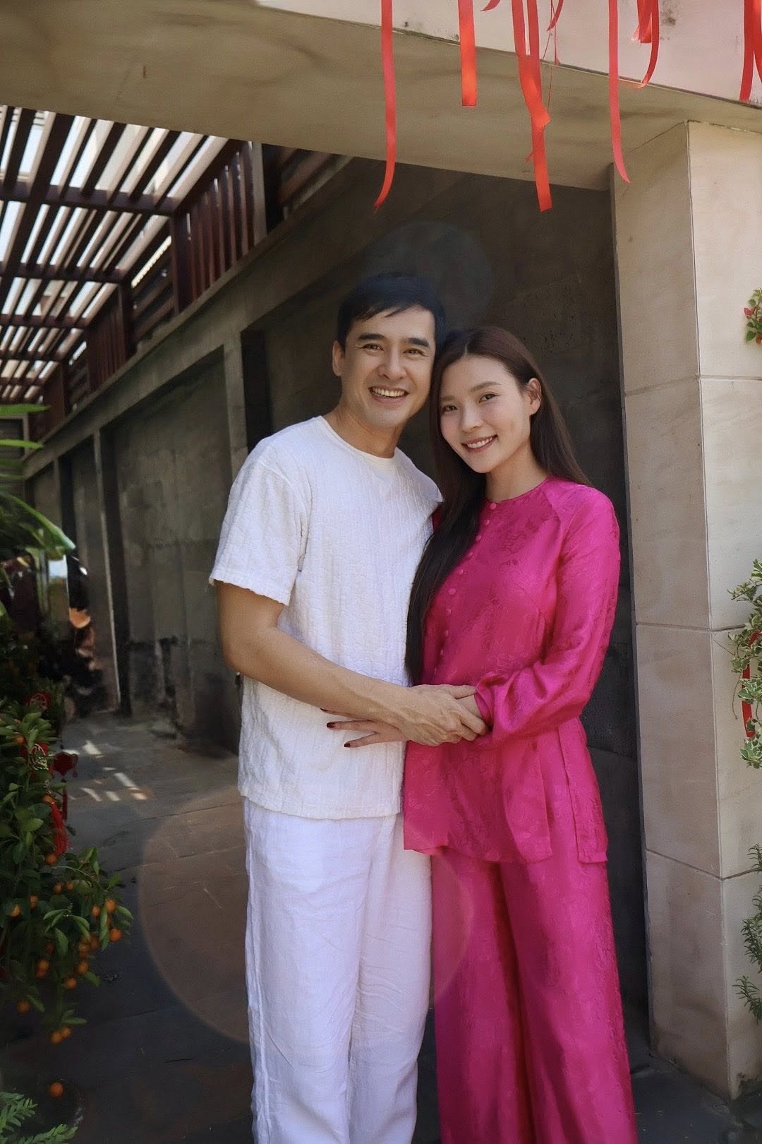 10 Năm h&ocirc;n nh&acirc;n của th&uacute;y Diễm v&agrave; Lương Thế Th&agrave;nh: H&agrave;nh tr&igrave;nh t&igrave;nh y&ecirc;u đẹp - Ảnh 1.