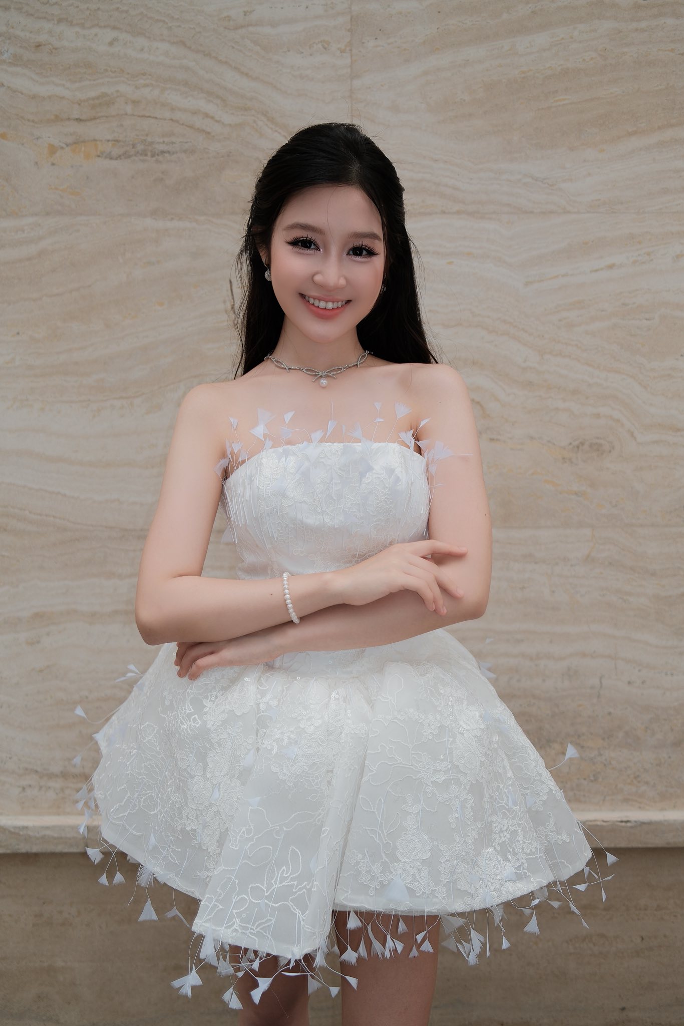 Con g&aacute;i L&ecirc; PhươngL&ecirc; Huỳnh Bảo Ngọc tỏa s&aacute;ng trong vai T&uacute; phim B&oacute;ng ma hạnh ph&uacute;c - Ảnh 10.