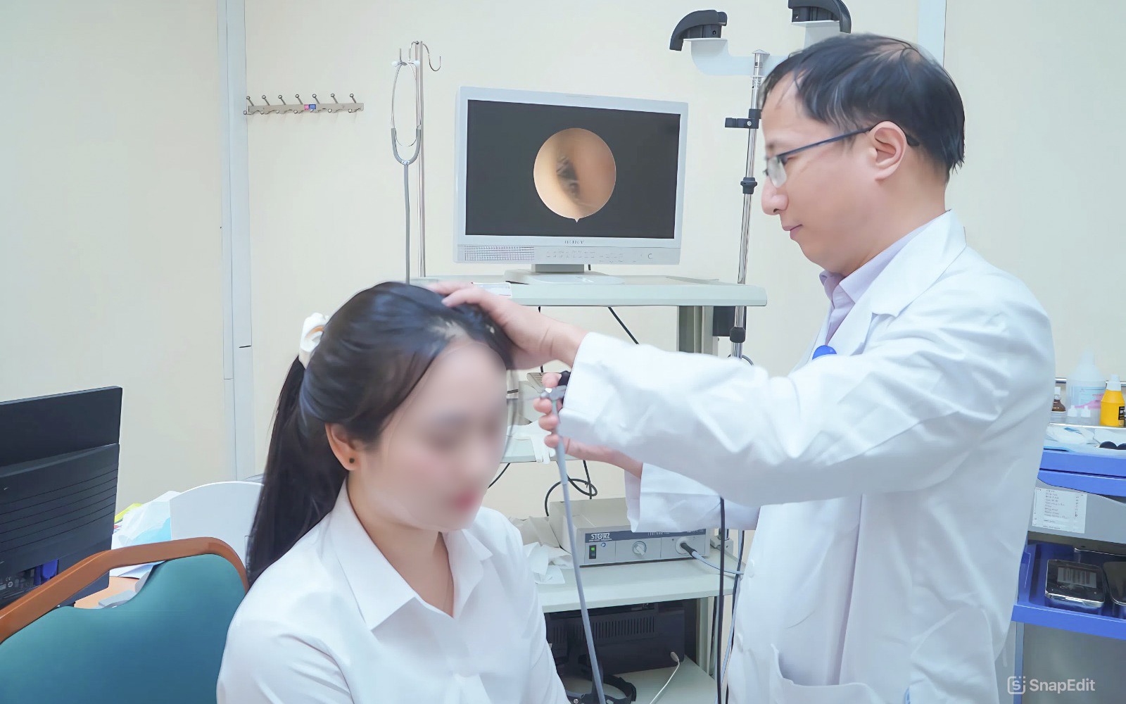 Đi ngo&agrave;i ph&acirc;n đen cảnh b&aacute;o ung thư đại tr&agrave;ng di căn gan: Dấu hiệu dễ bị bỏ qua - Ảnh 4.