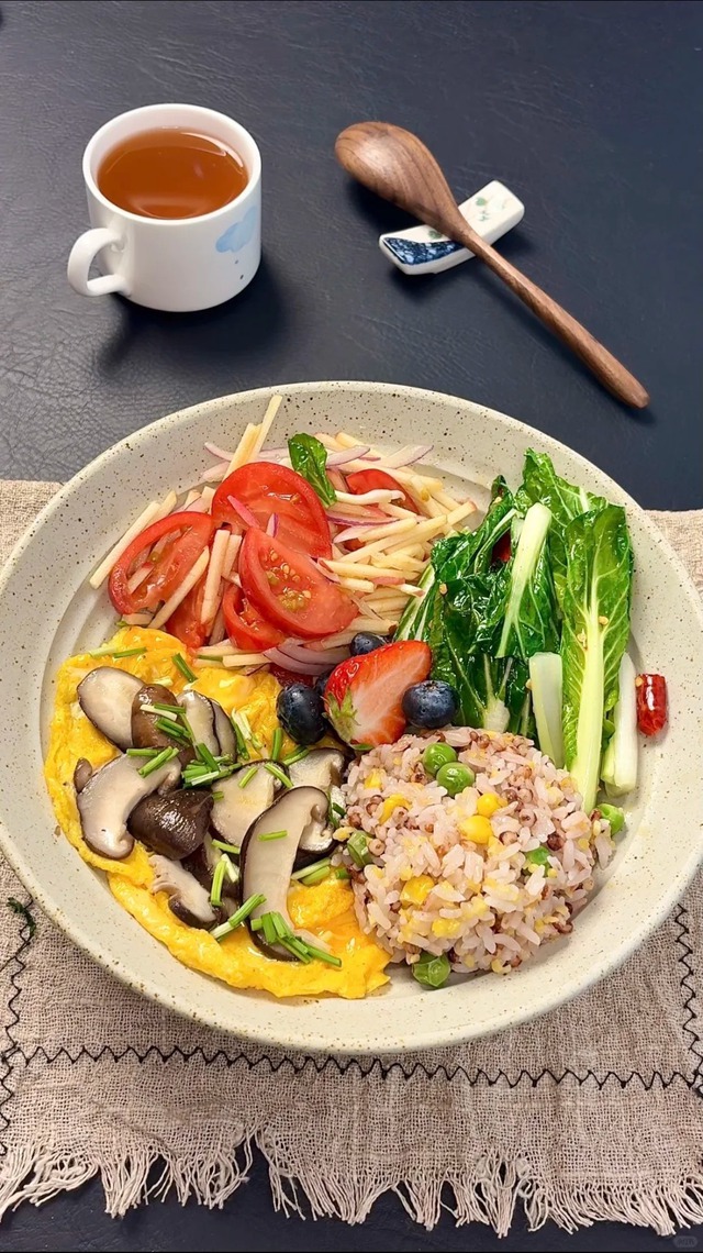 Lười b&agrave;y vẽ m&agrave; vẫn muốn eo thon: Trọn bộ 7 bữa cơm 'một đĩa' vừa gọn vừa ngon - Ảnh 7.