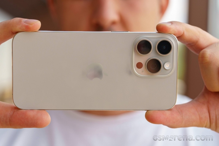 Giá iPhone 15 Pro Max giảm mạnh , sở hữu công nghệ không thua kém iPhone 17 Pro Max - Ảnh 4. Giá iPhone 15 Pro Max giảm mạnh , sở hữu công nghệ không thua kém iPhone 17 Pro Max - Ảnh 4.