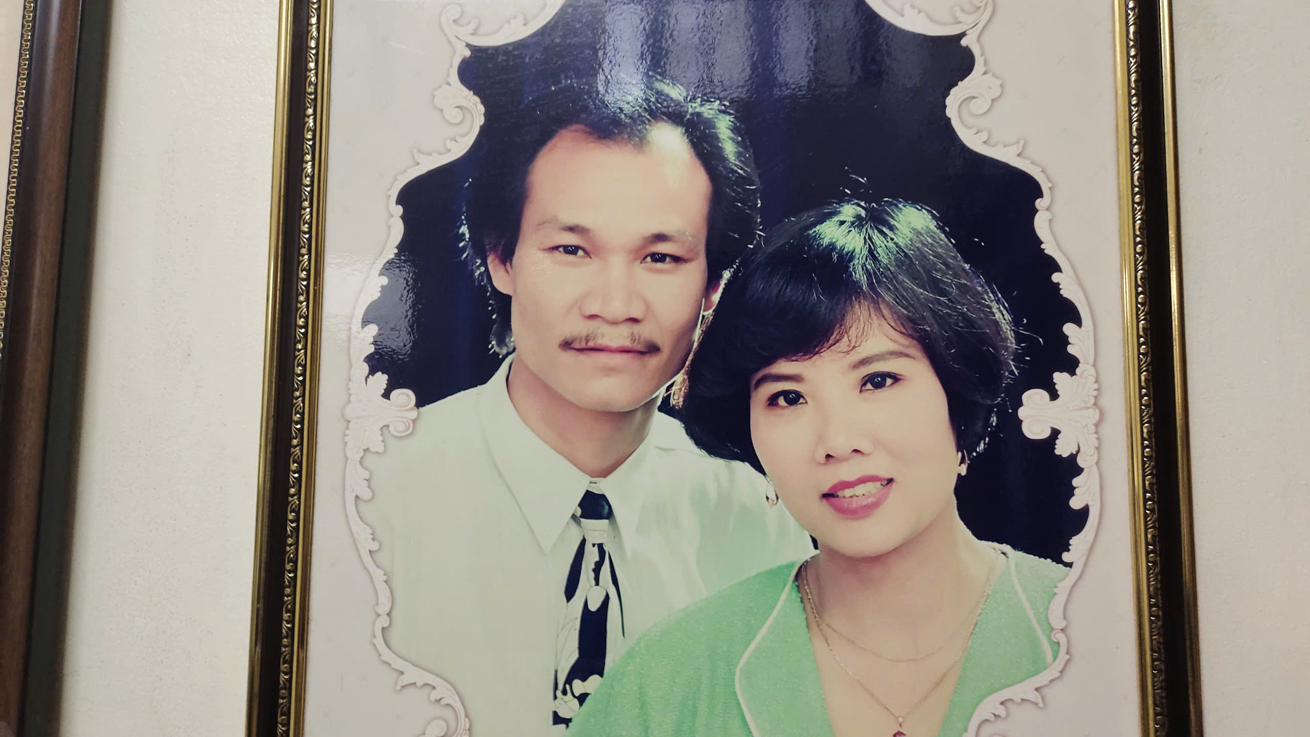 B&agrave; x&atilde; l&agrave; bạn đồng m&ocirc;n của NSND Nguyễn Hải, từng được mệnh danh 'Thẩm Thu&yacute; Hằng của Kho&aacute; 1 S&acirc;n khấu - Điện ảnh' - Ảnh 4.