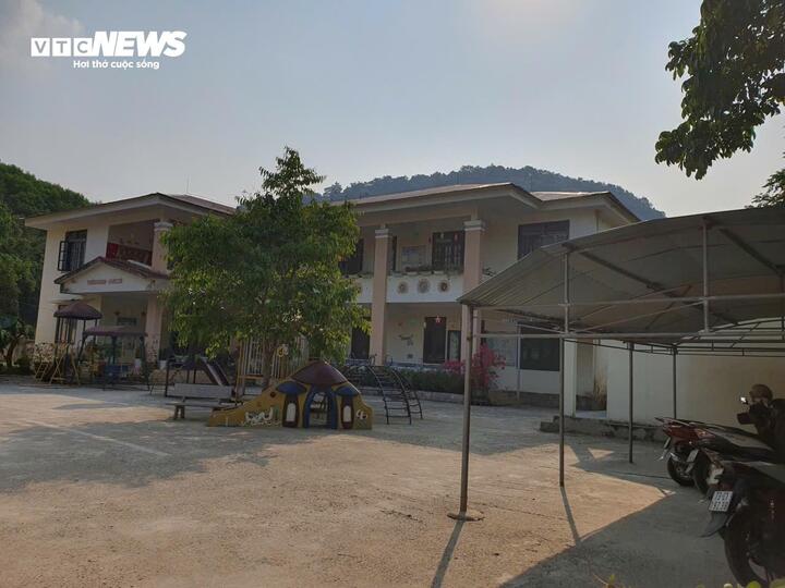 Bị kỷ luật v&igrave; k&ecirc; khống tiền bữa ăn từ thiện: Hiệu trưởng trường mầm non n&oacute;i g&igrave;? - Ảnh 2.